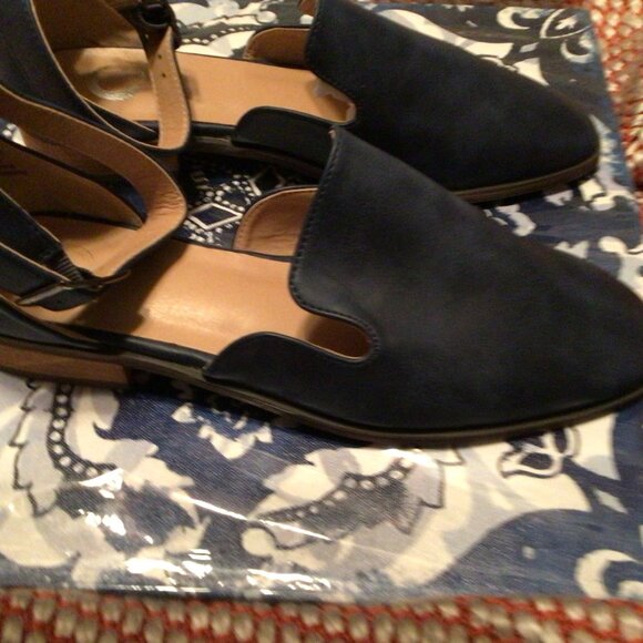 Journee Womens Loreta Buckle Square Toe Loafer Flats, Navy Blue Size 8.5 - Picture 3 of 5